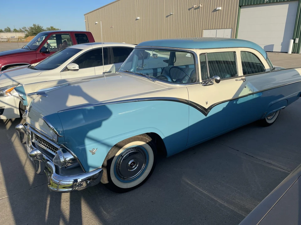 1955 Ford Fairlane 1st Gen - Image 12 of 31