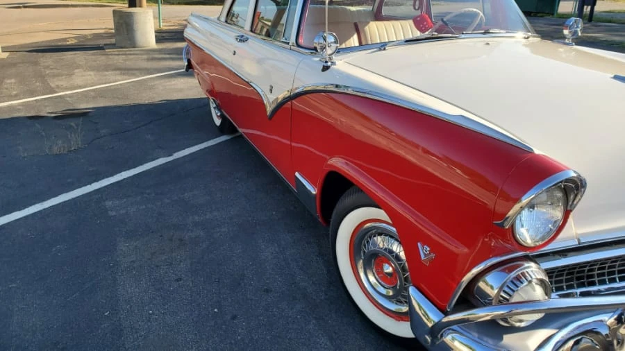 1955 Ford Fairlane 1st Gen - Image 6 of 11