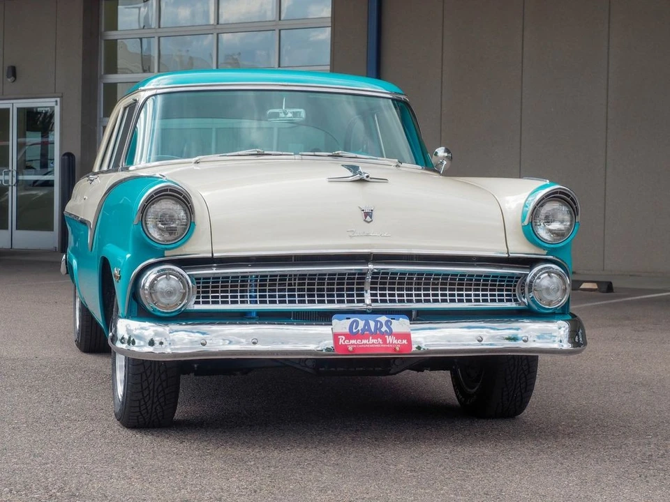 1955 Ford Fairlane 1st Gen - Image 8 of 31
