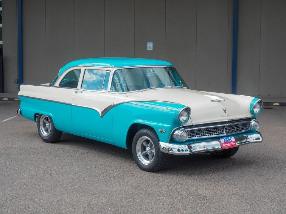 1955 Ford Fairlane 1st Gen - Image 6 of 31