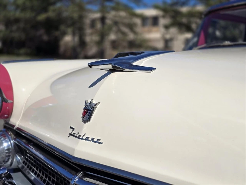 1955 Ford Fairlane 1st Gen - Image 15 of 27