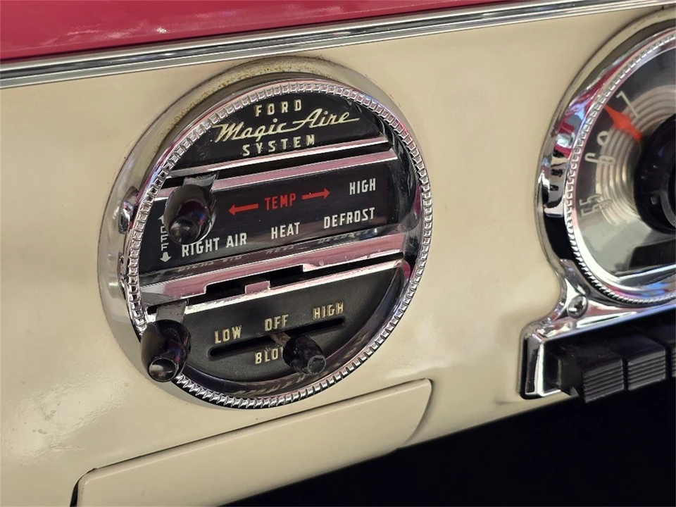 1955 Ford Fairlane 1st Gen - Image 19 of 27