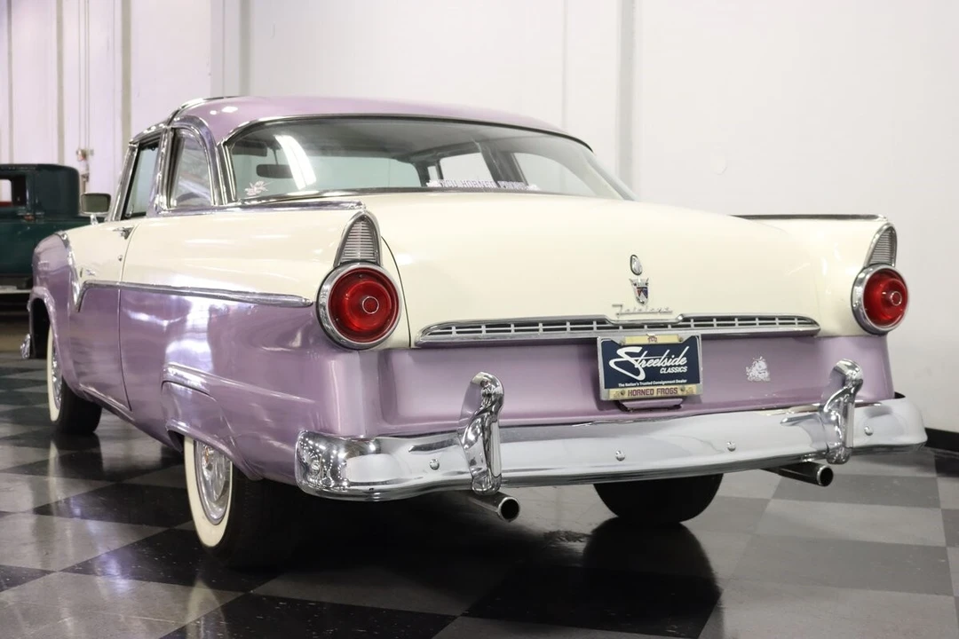 1955 Ford Fairlane 2nd Gen - Image 11 of 12