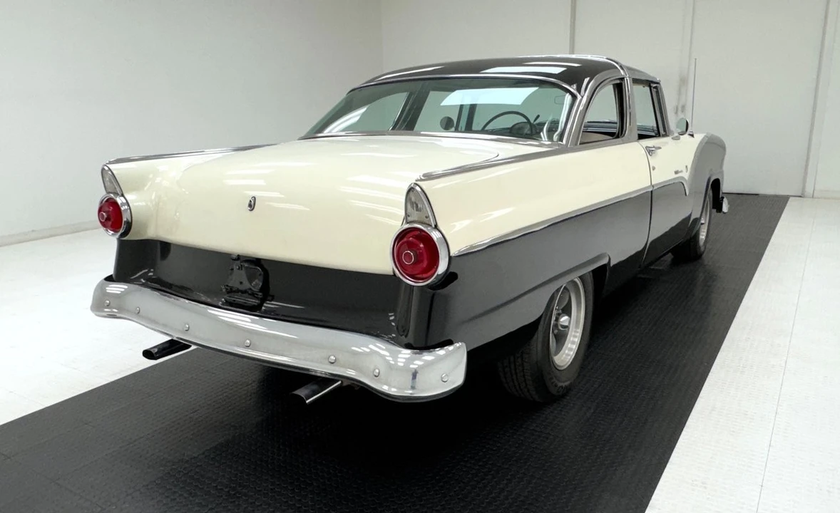 1955 Ford Fairlane 1st Gen - Image 5 of 31