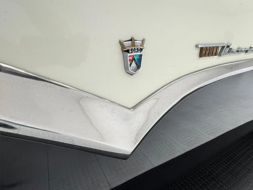 1955 Ford Fairlane 1st Gen - Image 17 of 31