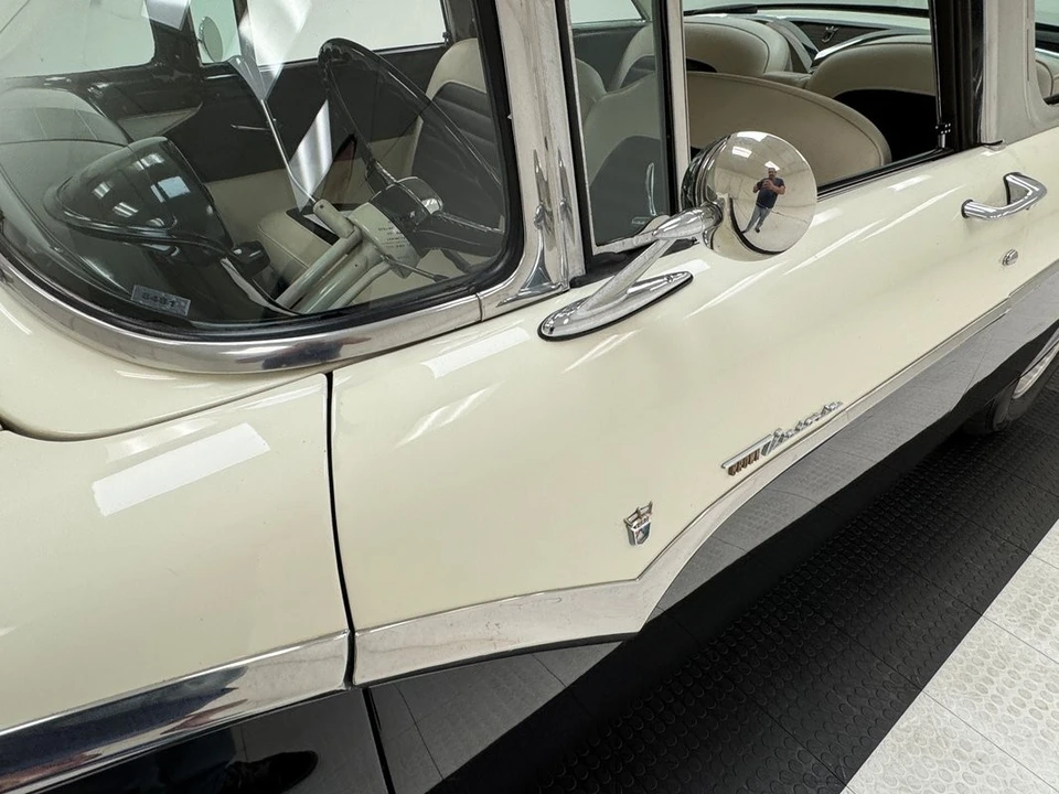 1955 Ford Fairlane 1st Gen - Image 29 of 31
