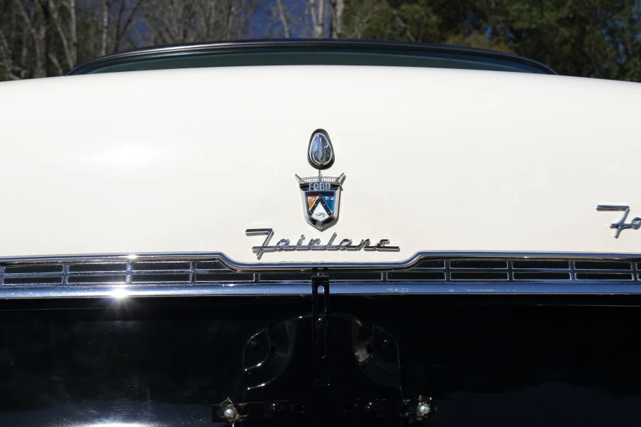 1955 Ford Fairlane 1st Gen - Image 10 of 31