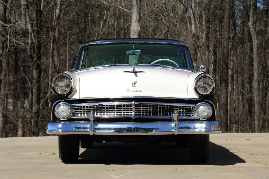 1955 Ford Fairlane 1st Gen - Image 4 of 31
