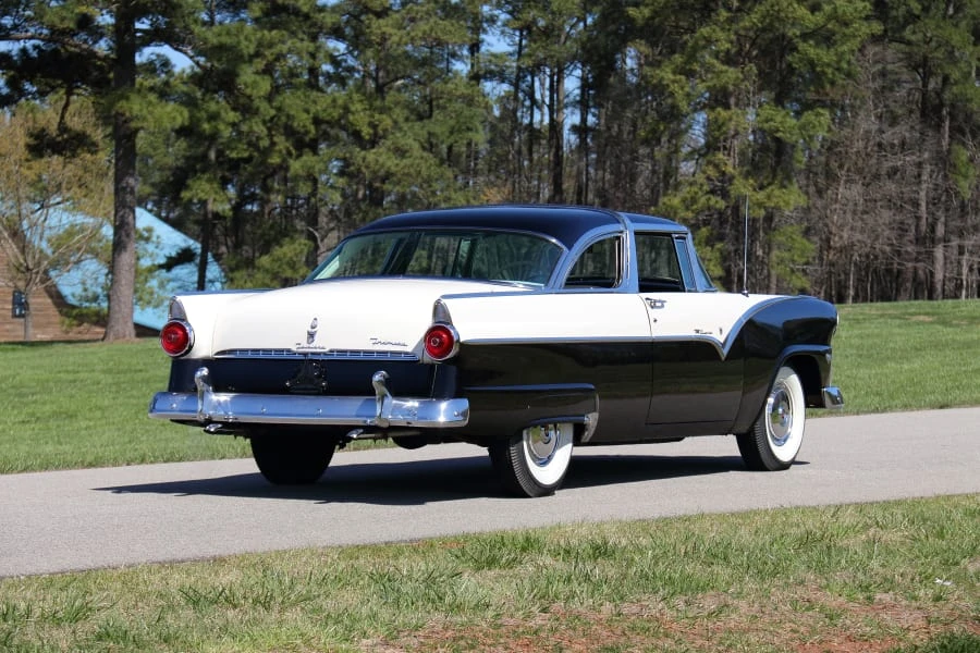 1955 Ford Fairlane 1st Gen - Image 3 of 31