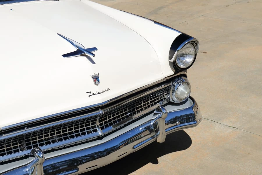 1955 Ford Fairlane 1st Gen - Image 7 of 31