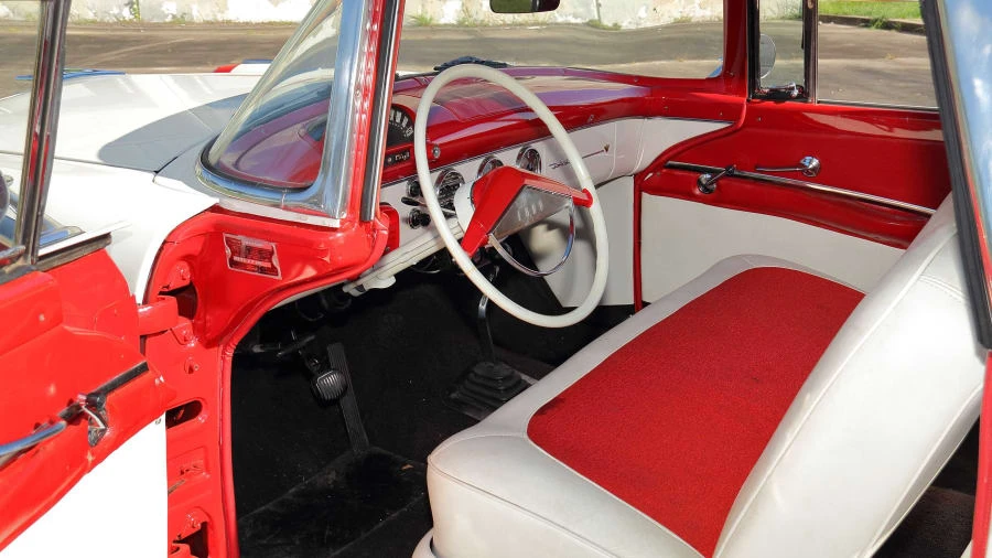 1955 Ford Fairlane 1st Gen - Image 4 of 27
