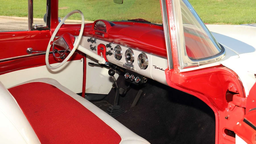 1955 Ford Fairlane 1st Gen - Image 5 of 27
