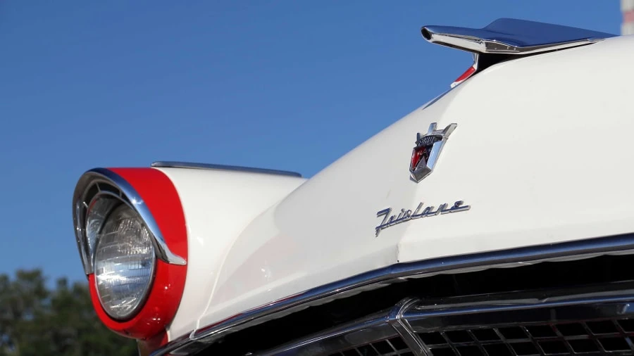 1955 Ford Fairlane 1st Gen - Image 17 of 27