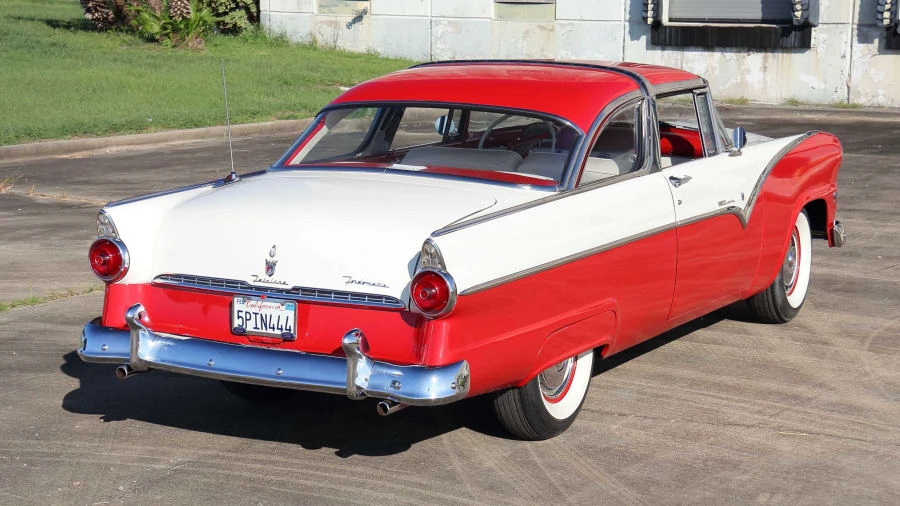 1955 Ford Fairlane 1st Gen - Image 24 of 27