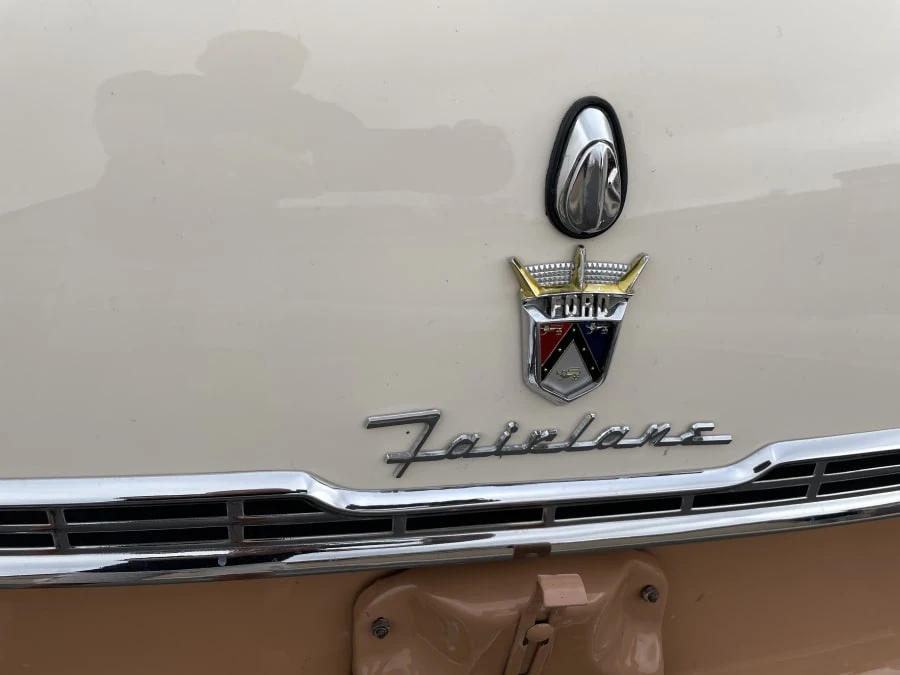 1955 Ford Fairlane 1st Gen - Image 10 of 31