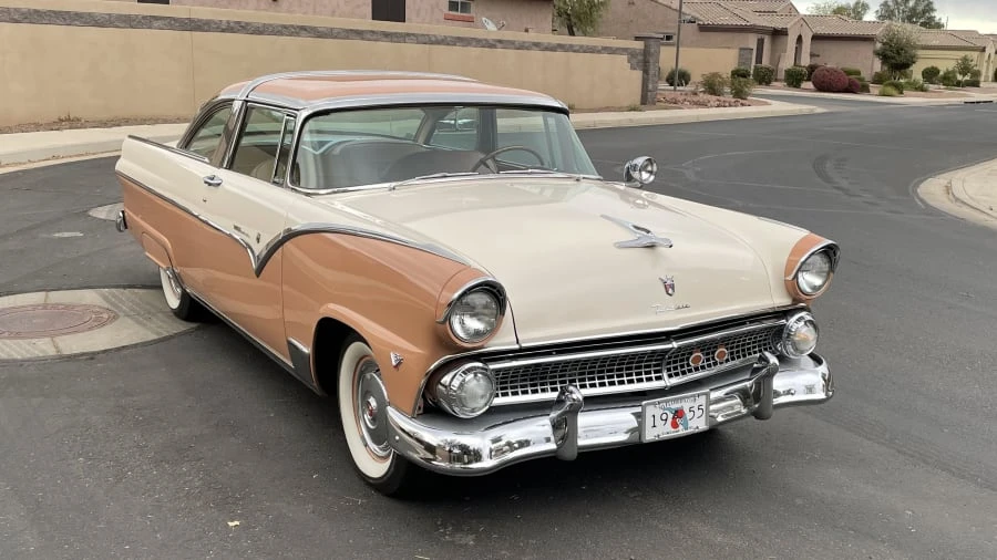 1955 Ford Fairlane 1st Gen - Image 15 of 31