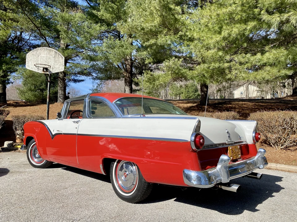 1955 Ford Fairlane 1st Gen - Image 22 of 31
