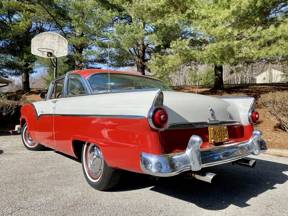 1955 Ford Fairlane 1st Gen - Image 21 of 31