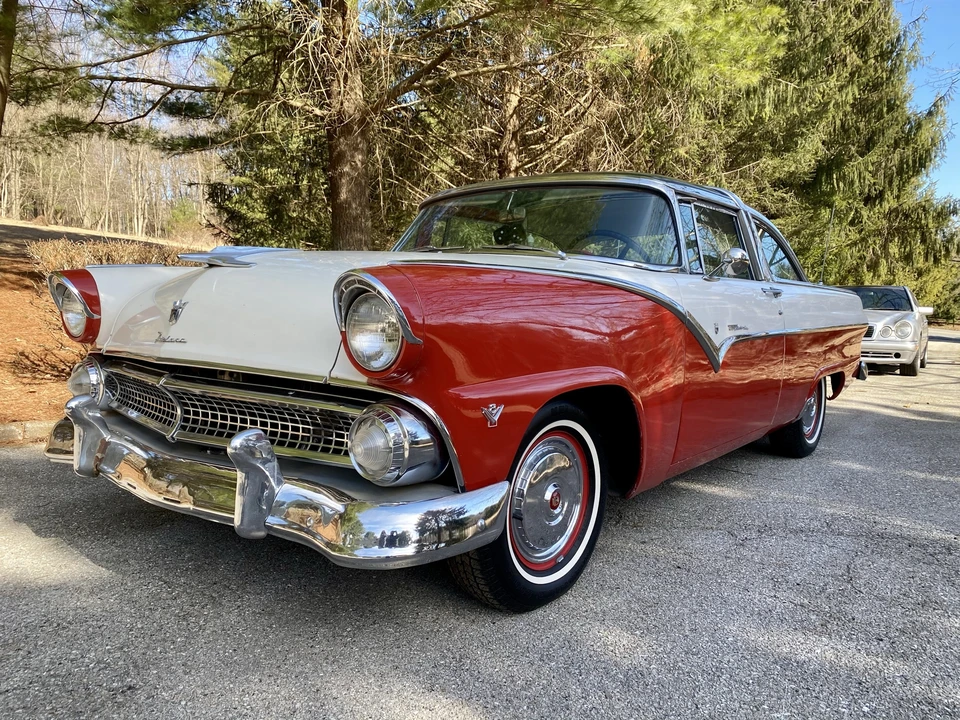 1955 Ford Fairlane 1st Gen - Image 2 of 31