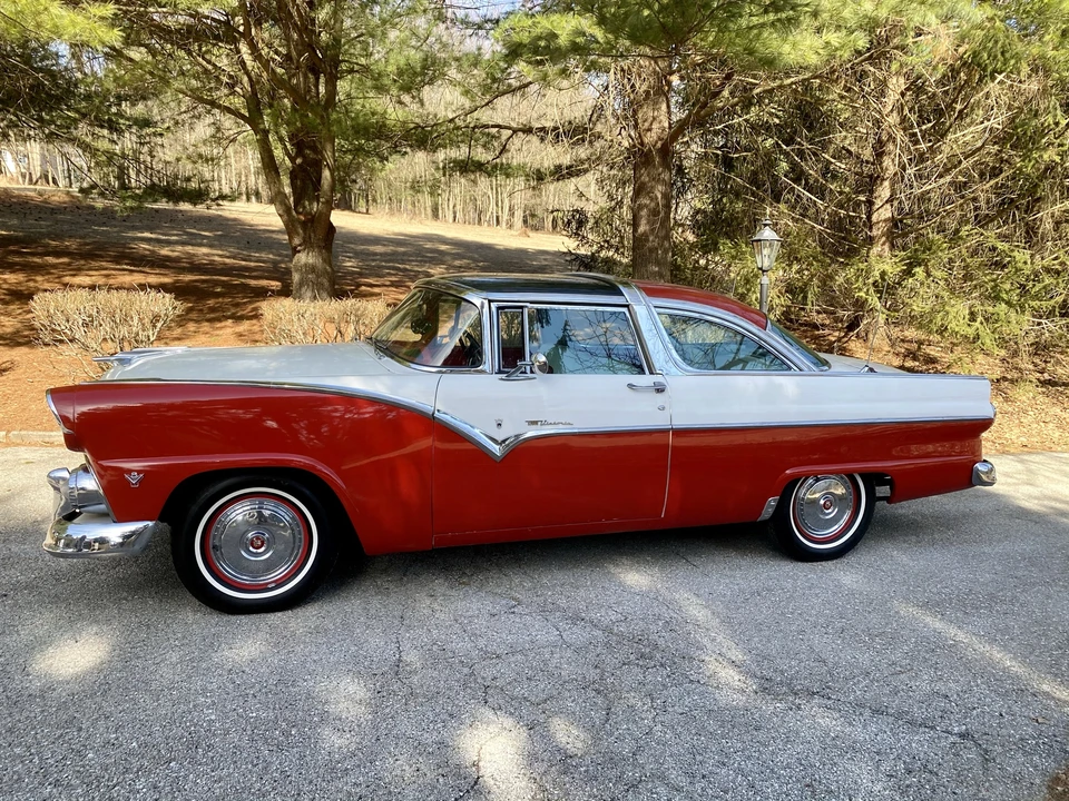 1955 Ford Fairlane 1st Gen - Image 5 of 31