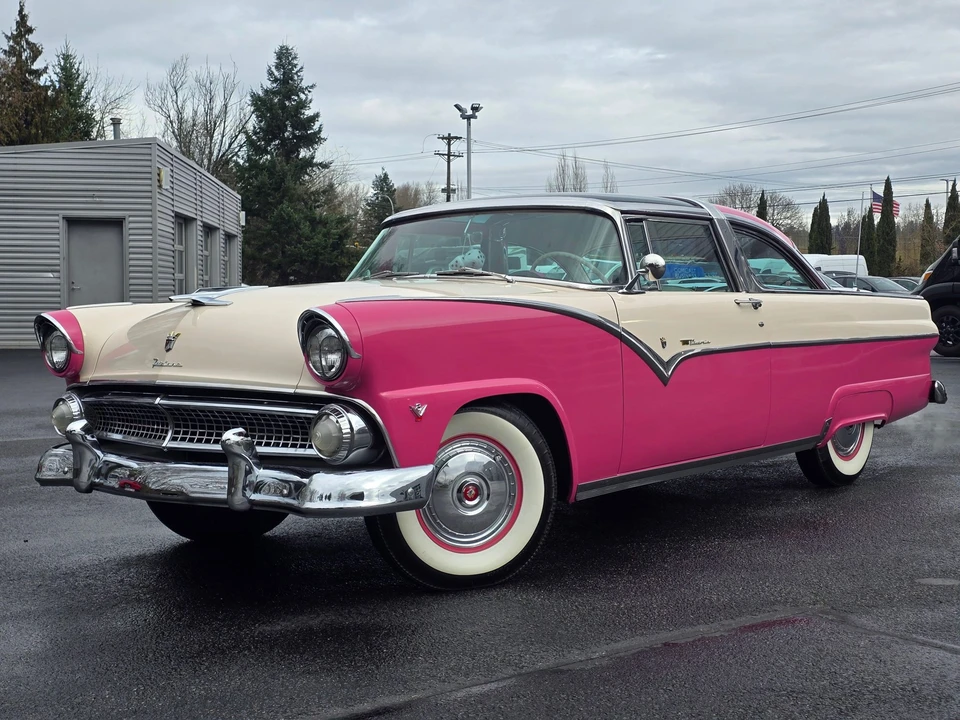 1955 Ford Fairlane 1st Gen - Image 2 of 31
