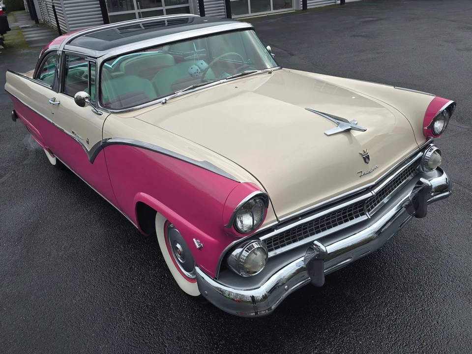 1955 Ford Fairlane 1st Gen - Image 12 of 31
