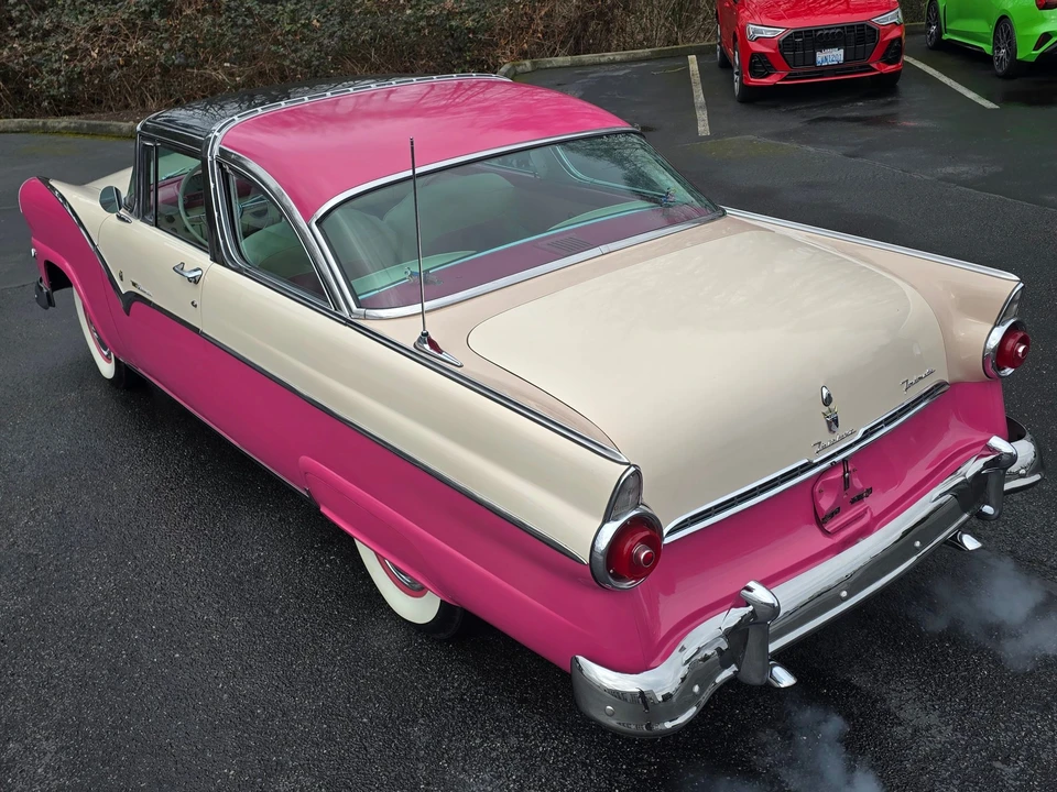 1955 Ford Fairlane 1st Gen - Image 7 of 31