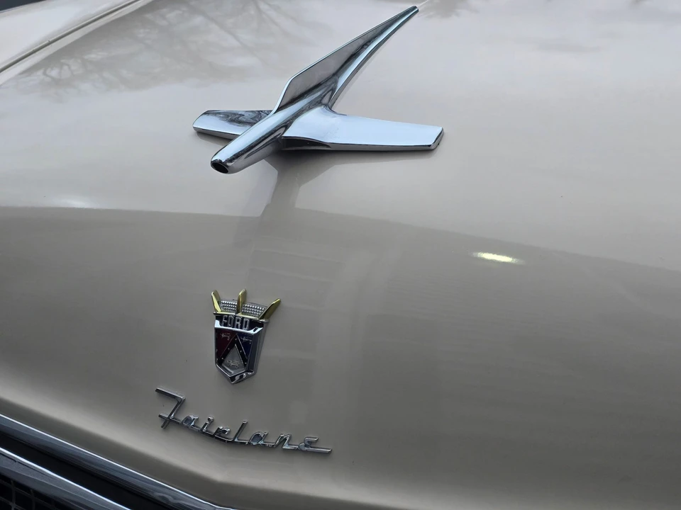 1955 Ford Fairlane 1st Gen - Image 28 of 31