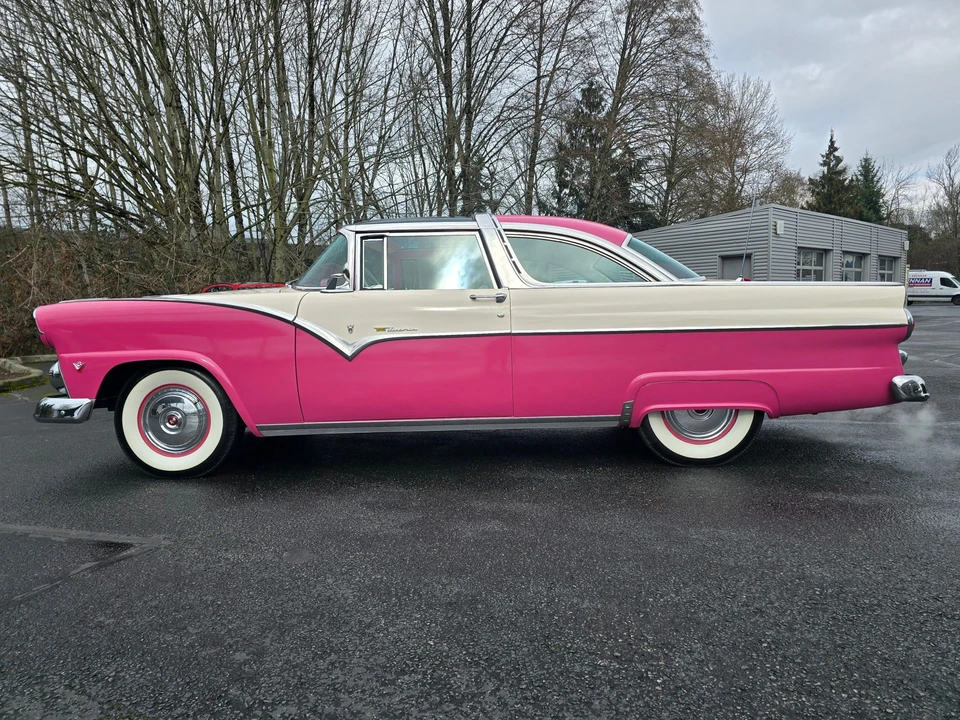 1955 Ford Fairlane 1st Gen - Image 5 of 31