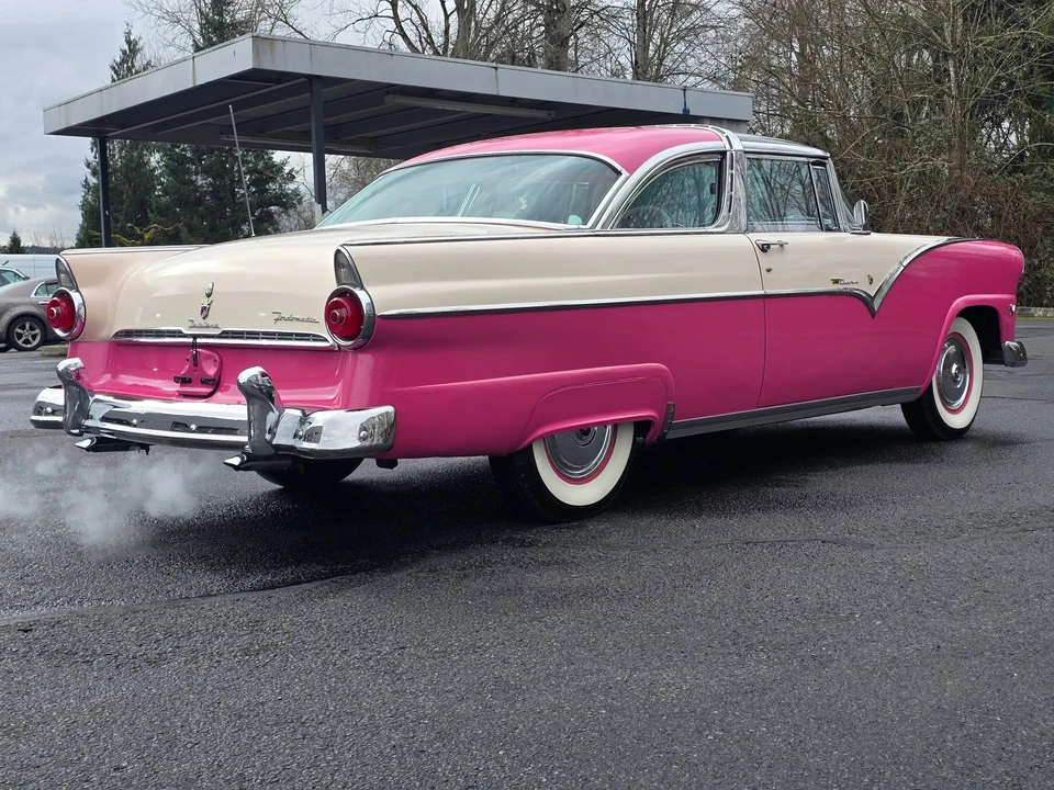 1955 Ford Fairlane 1st Gen - Image 10 of 31