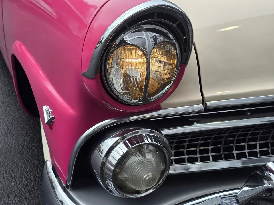 1955 Ford Fairlane 1st Gen - Image 25 of 31