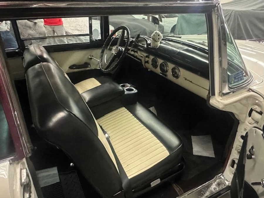 1955 Ford Fairlane 1st Gen - Image 6 of 7