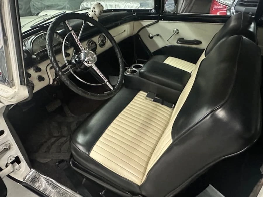 1955 Ford Fairlane 1st Gen - Image 4 of 7