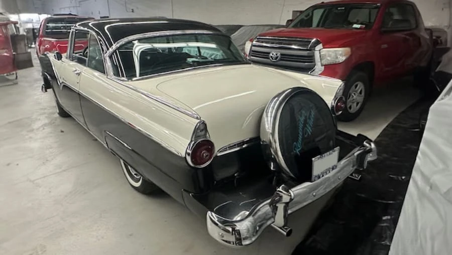 1955 Ford Fairlane 1st Gen - Image 2 of 7
