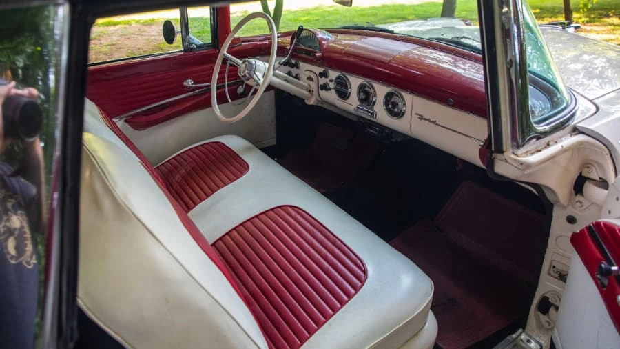1955 Ford Fairlane 1st Gen - Image 5 of 13