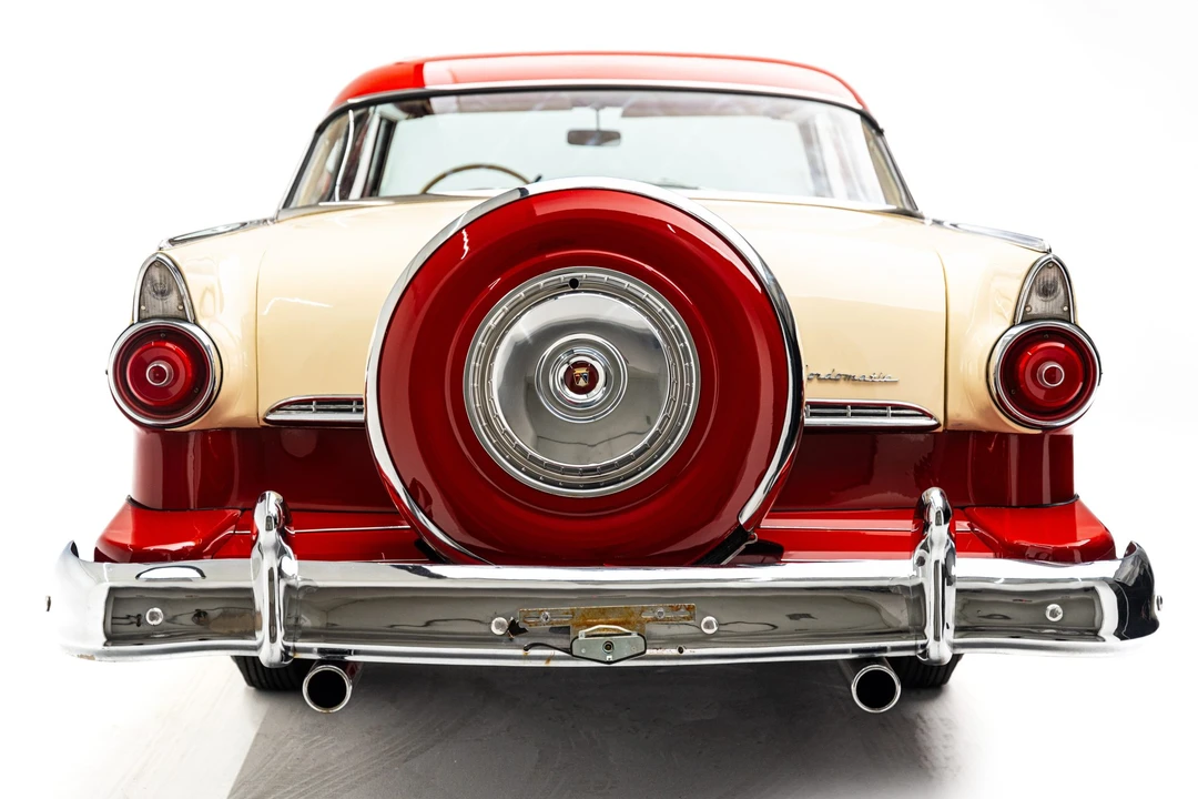 1955 Ford Fairlane 1st Gen - Image 9 of 31