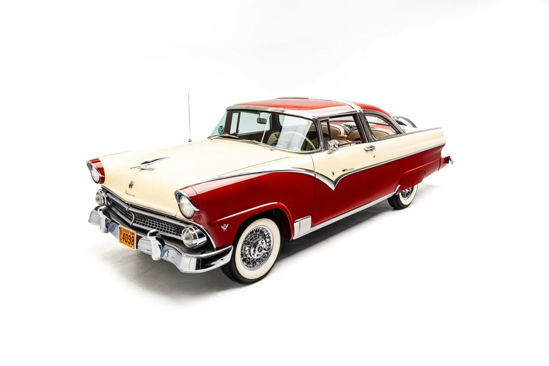 1955 Ford Fairlane 1st Gen - Image 7 of 31