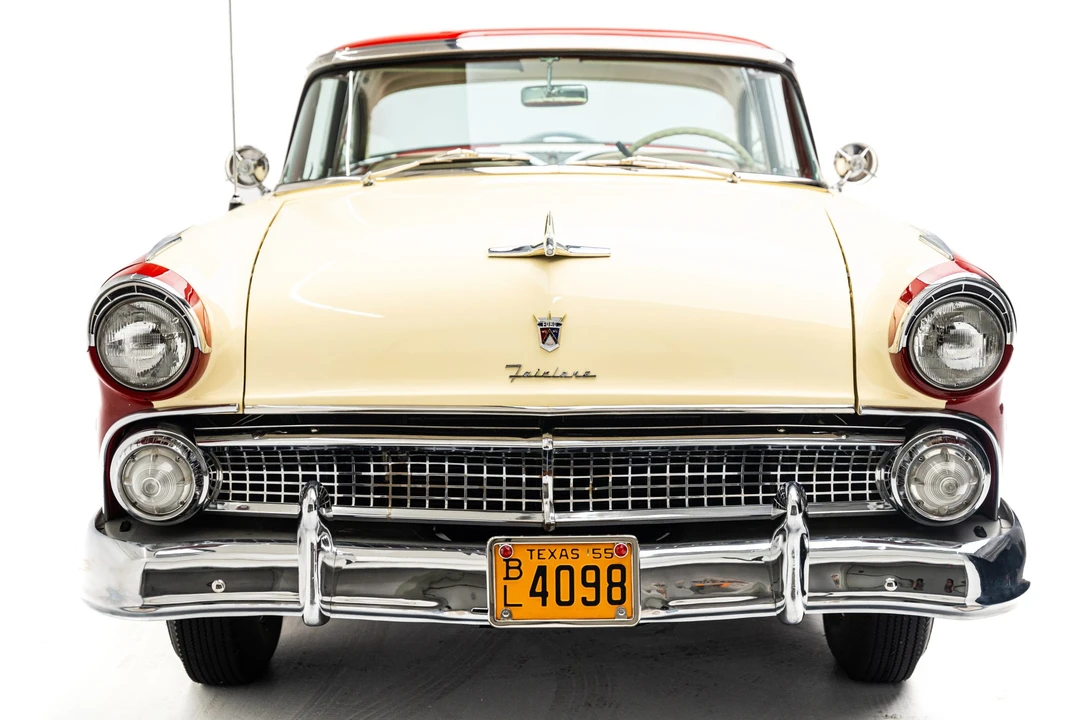 1955 Ford Fairlane 1st Gen - Image 16 of 31