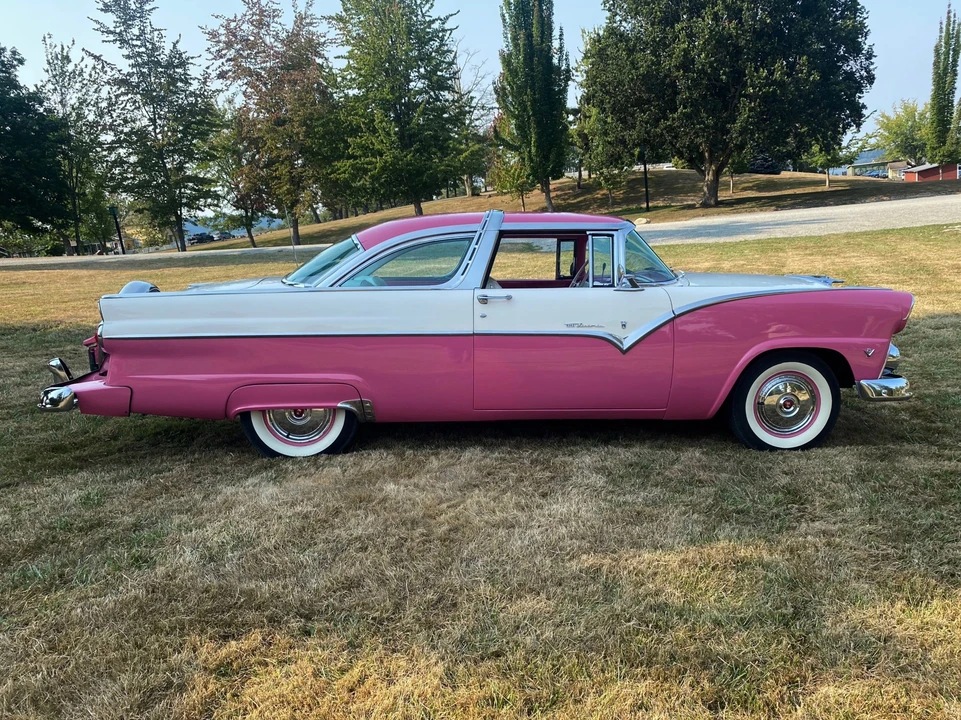 1955 Ford Fairlane 1st Gen - Image 16 of 31