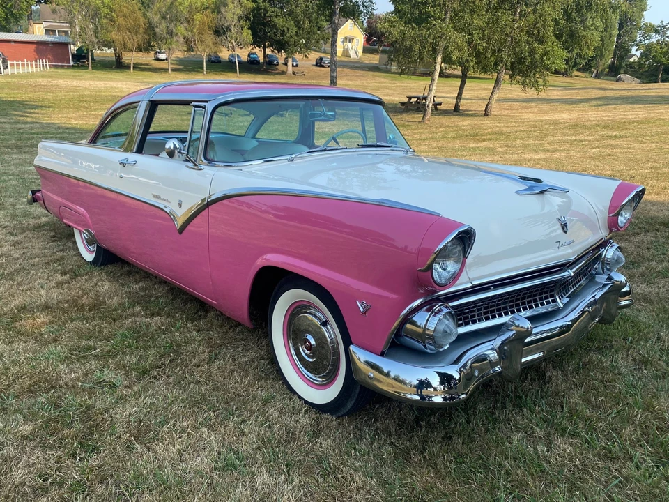 1955 Ford Fairlane 1st Gen - Image 20 of 31