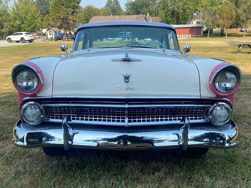 1955 Ford Fairlane 1st Gen - Image 25 of 31