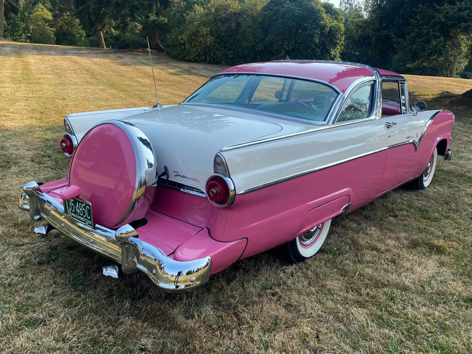 1955 Ford Fairlane 1st Gen - Image 14 of 31