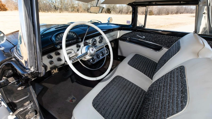 1955 Ford Fairlane 1st Gen - Image 4 of 15