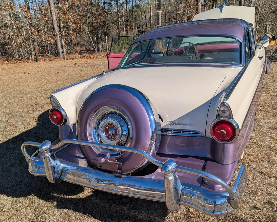 1955 Ford Fairlane 1st Gen - Image 10 of 31