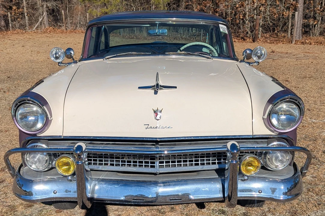 1955 Ford Fairlane 1st Gen - Image 2 of 31