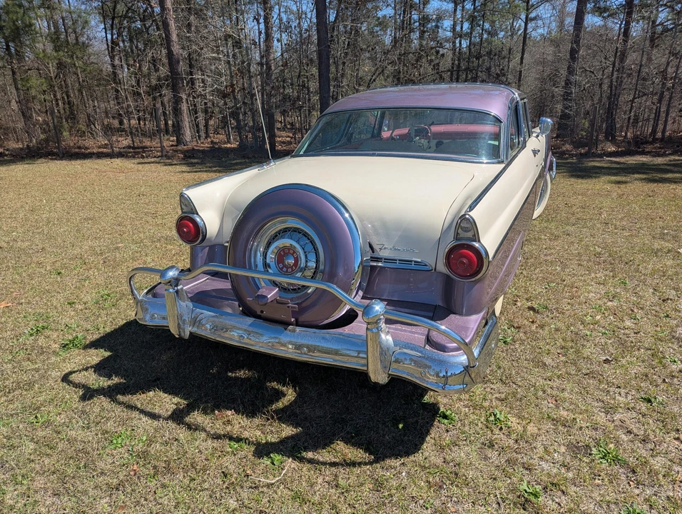1955 Ford Fairlane 1st Gen - Image 11 of 31