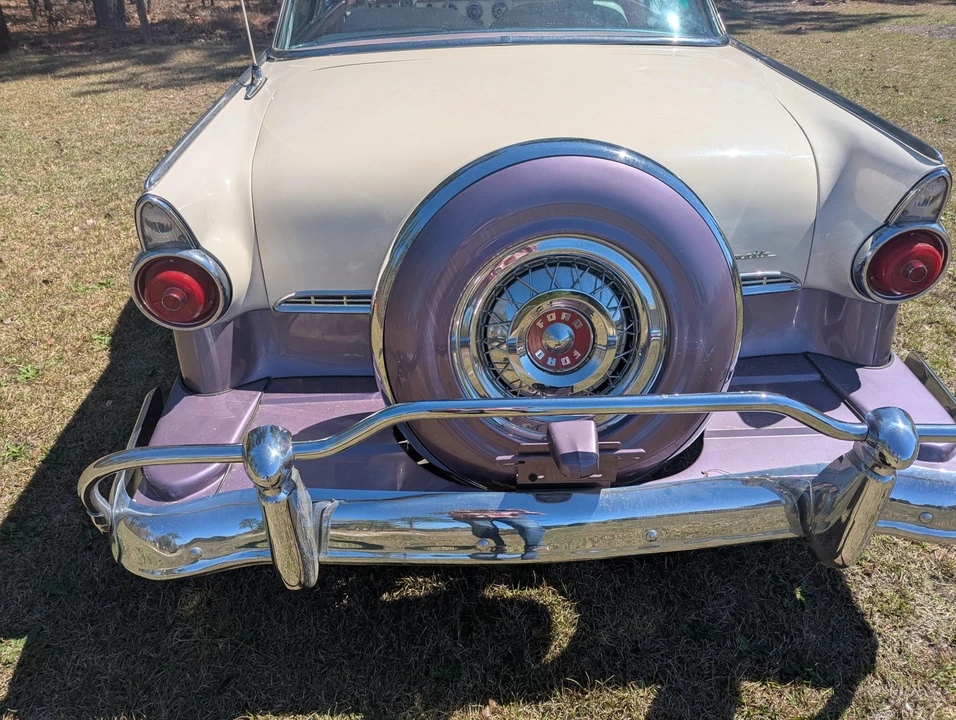 1955 Ford Fairlane 1st Gen - Image 19 of 31