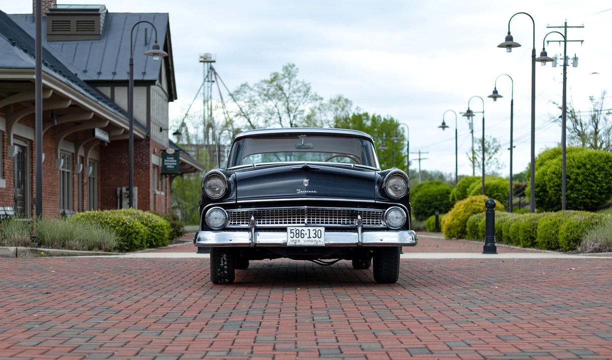 1955 Ford Fairlane 1st Gen - Image 15 of 31