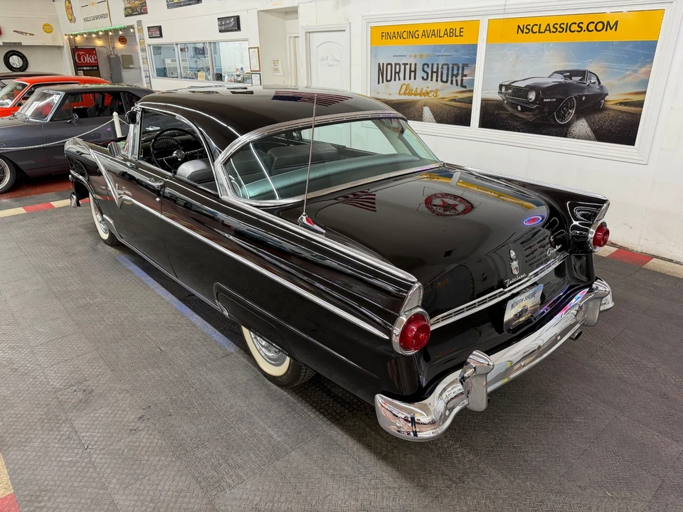 1955 Ford Fairlane 1st Gen - Image 8 of 31