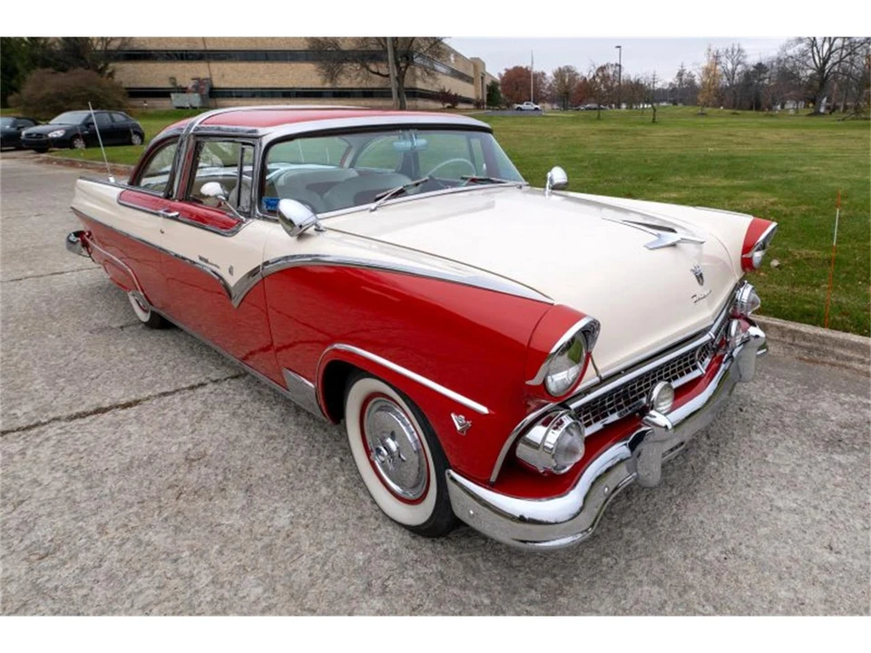 1955 Ford Fairlane 1st Gen - Image 10 of 31